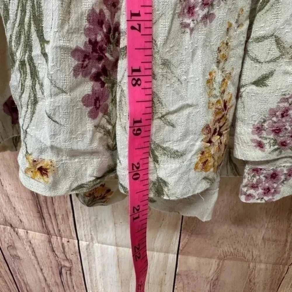 Floral Ruffle Sleeve Top - Picture 9 of 9